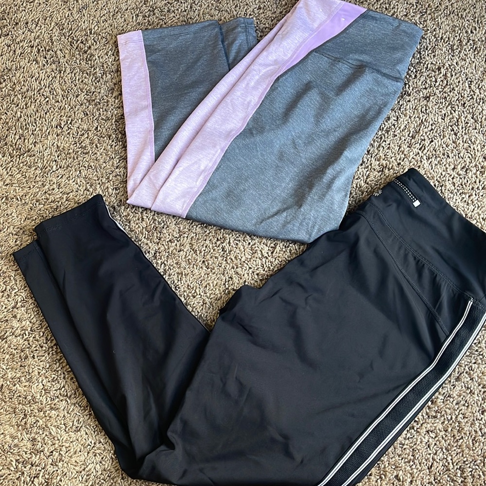 Tek Grear and tangerine work out leggings